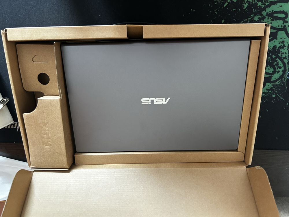 Продам ноутбук Asus