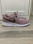 Кроссовки Nike 15.000