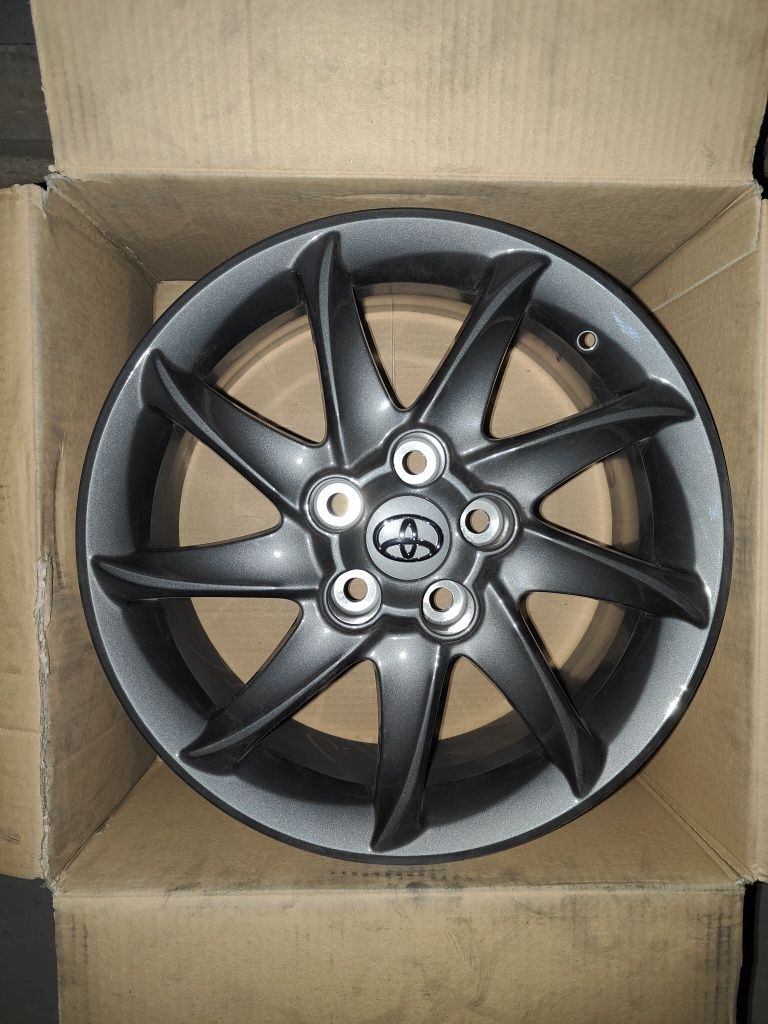 Продам диски на TOYOTA