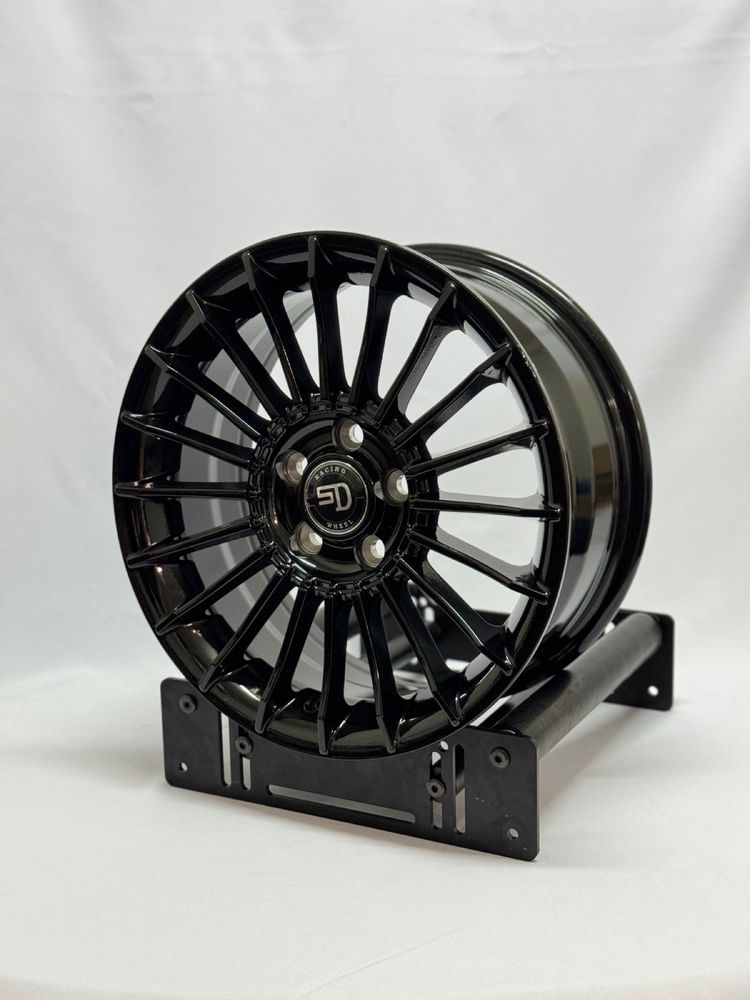 Продается комплект диск R15 5x100 Alphina