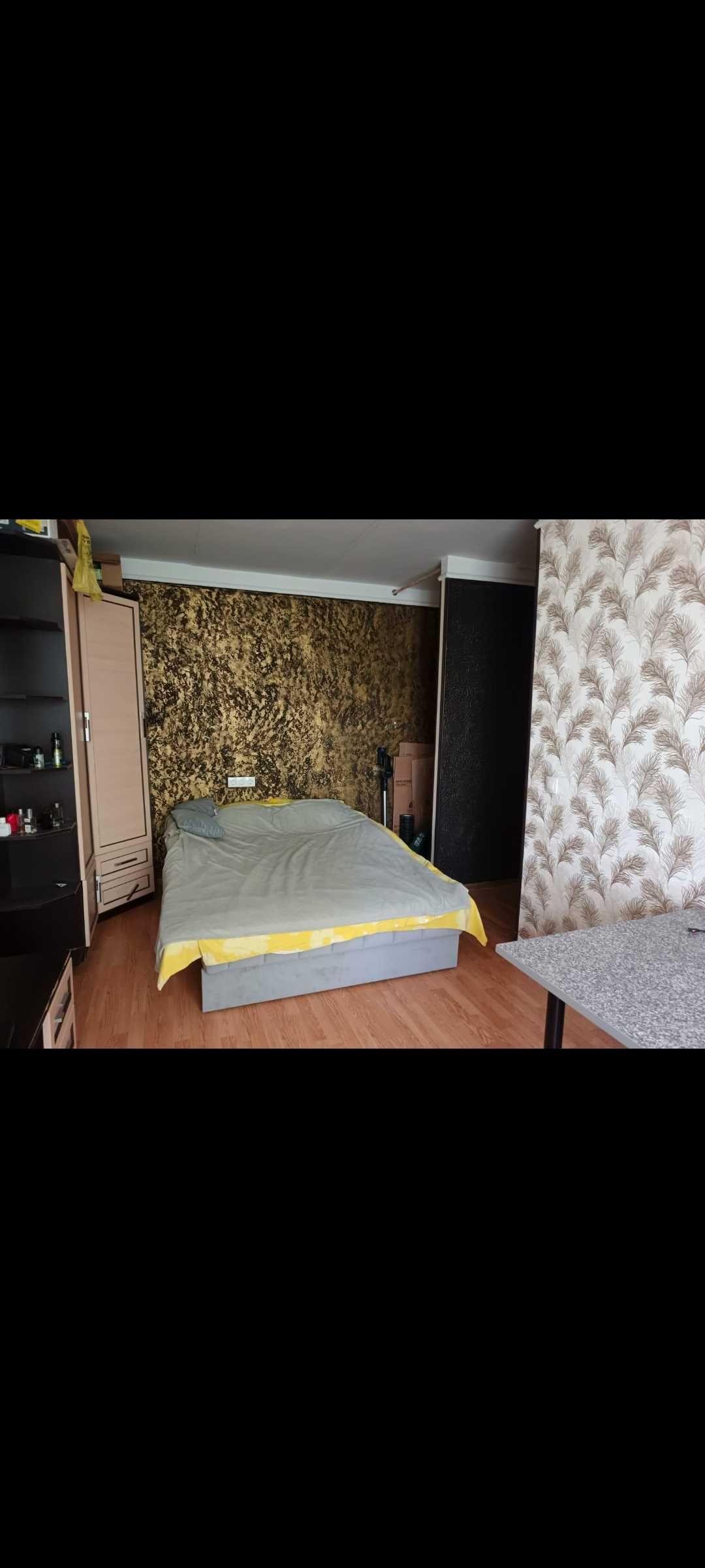 Сдаю 2 ух комн квартира