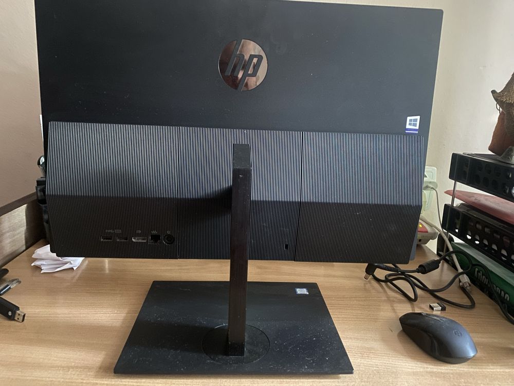 Моноблок  hp core i5 8500