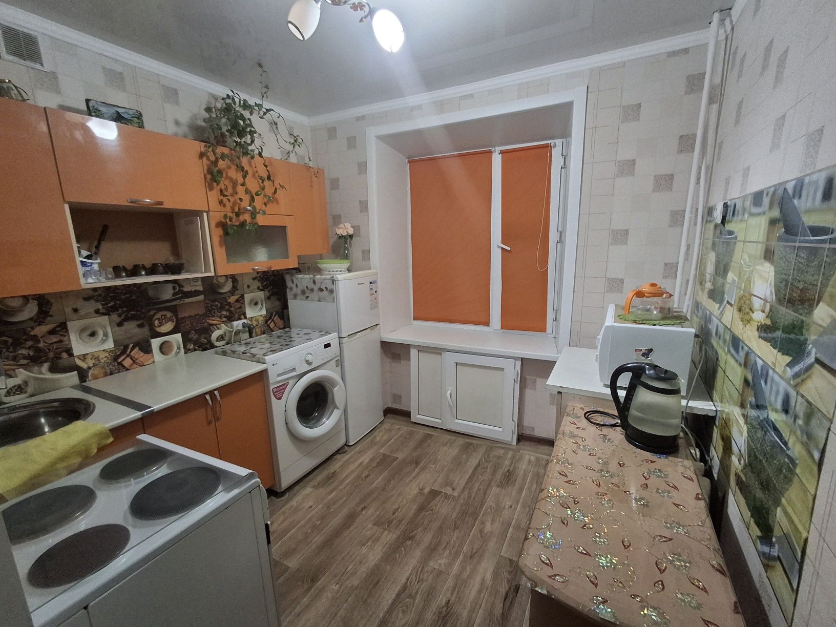 Посуточно,в центре, wi-fi.город Сатпаев,ночь 7500 без кондера,а с 8000