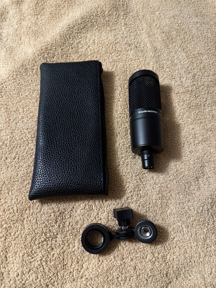 Профессиональный микрофон audio-technica AT2020