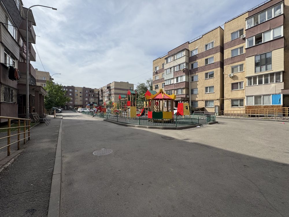 Продам 2х комнатную квартиру с изолированными комнатами.