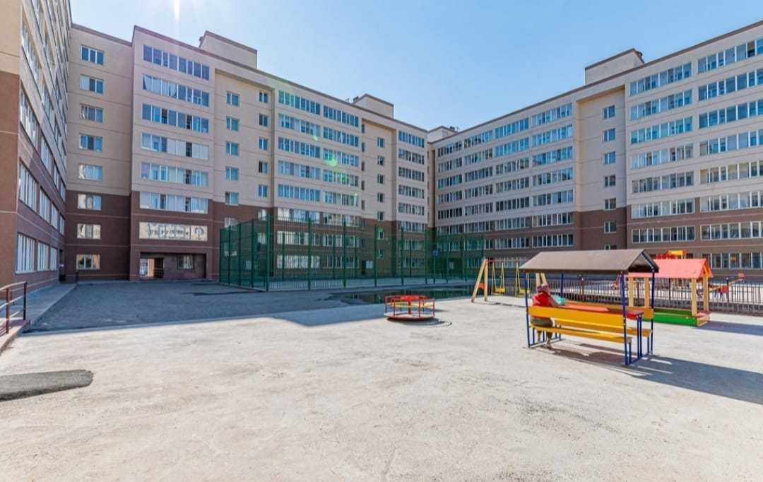 Продаю 2-комн. по ул.Болекпаева 16, правый берег.