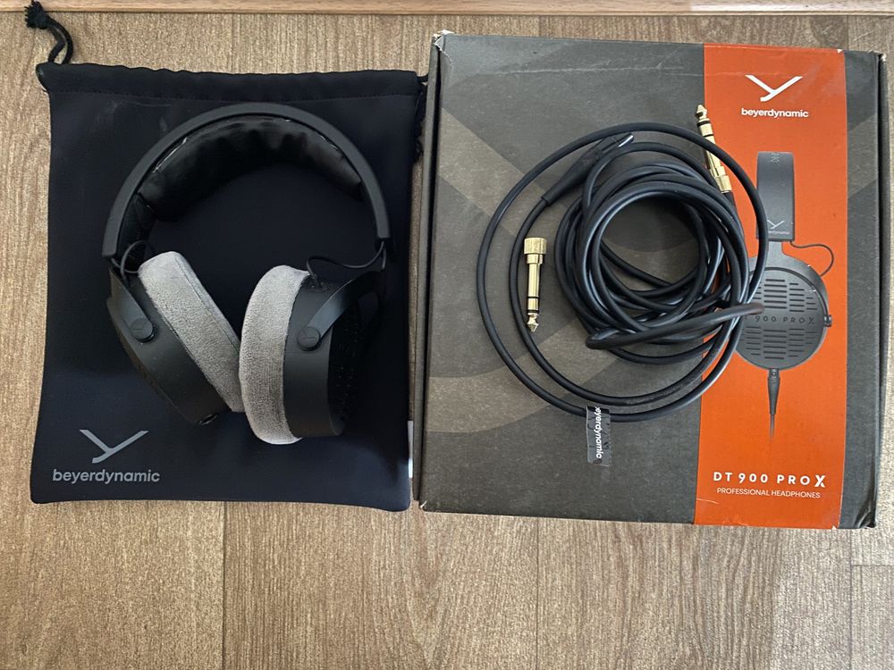 AT2020 + Focusrite Solo + DT 900 PRO X + стойка + XLR