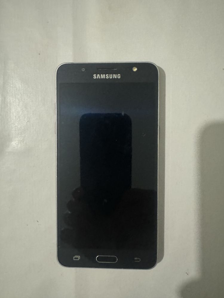 Galaxy J5 (2016)
