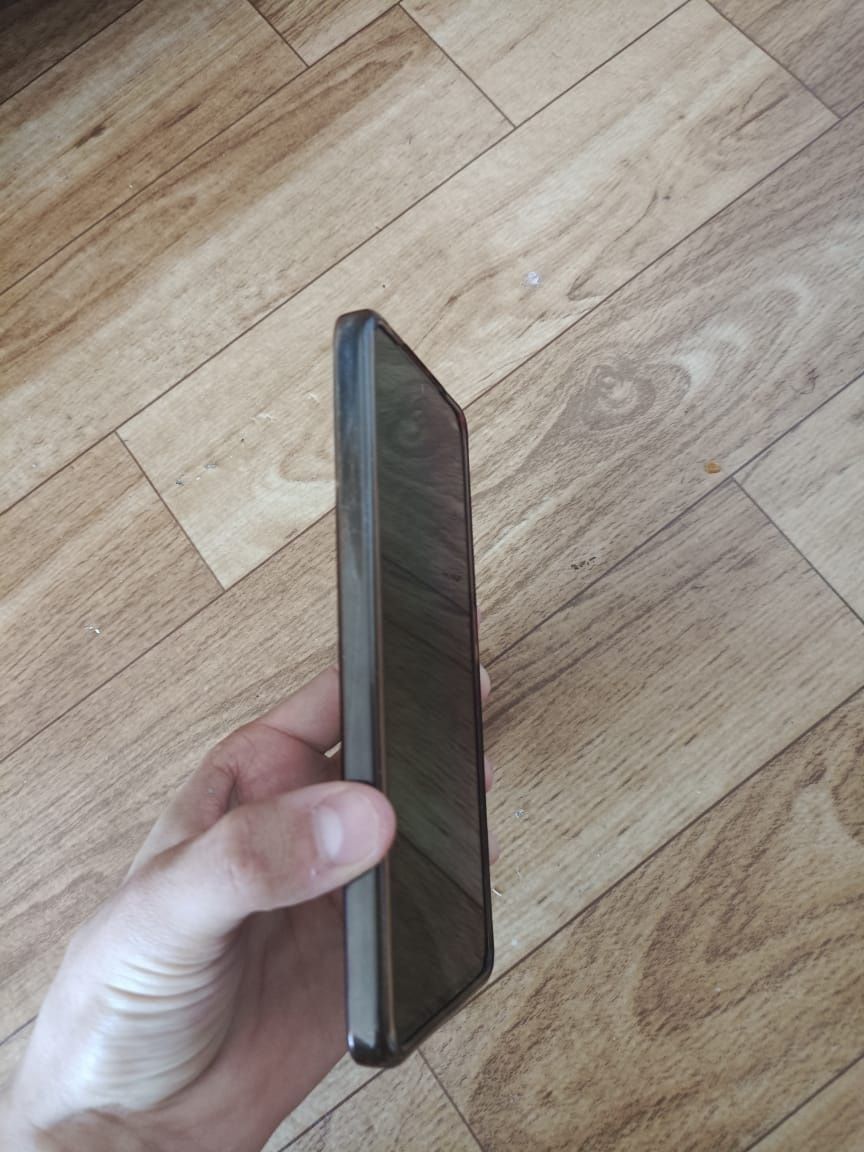 POCO x4 pro почти новый