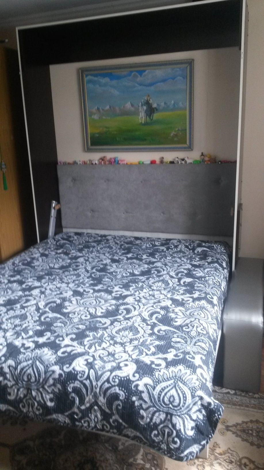 Продам кровать-диван купе