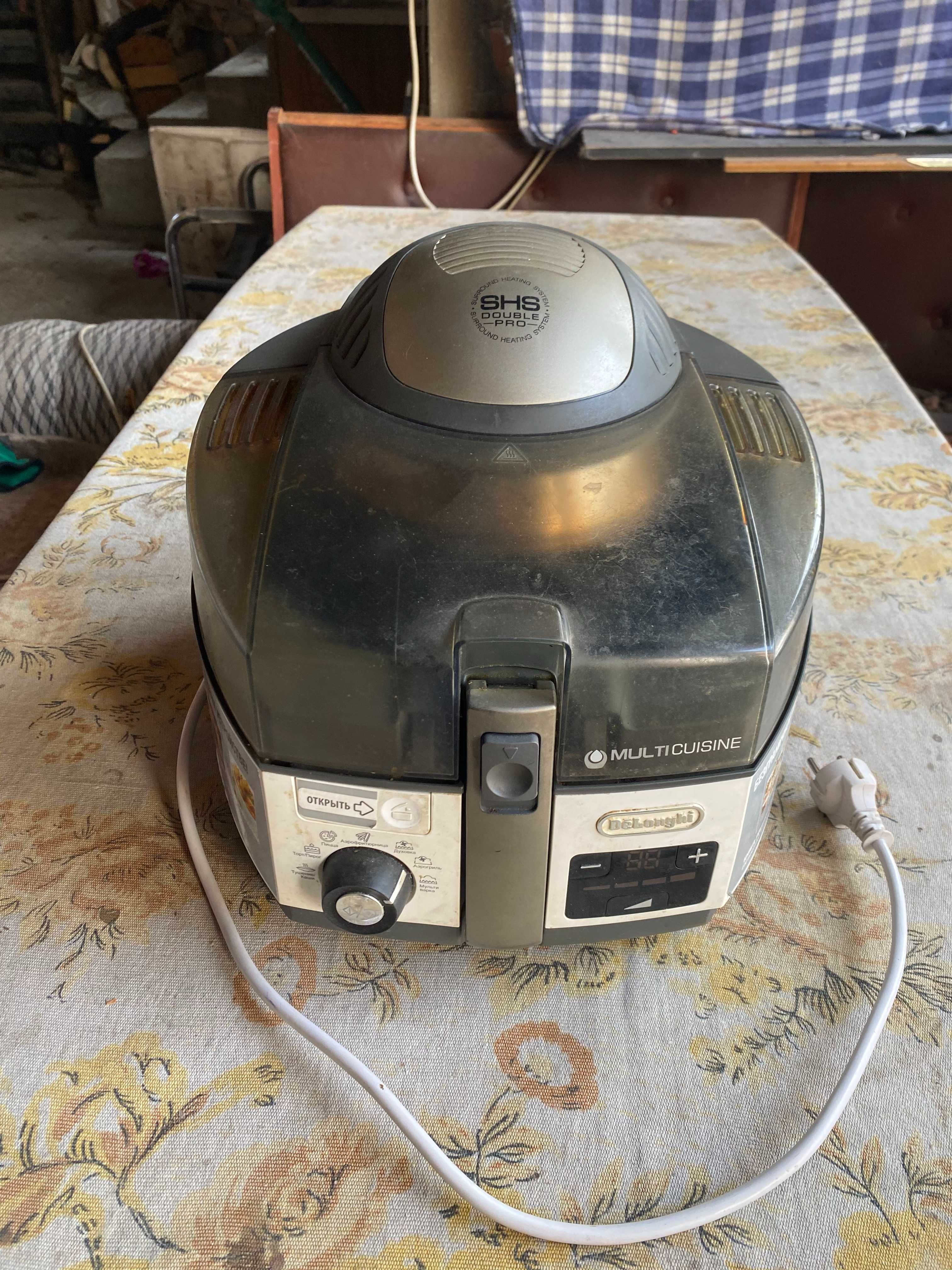 Мульти кухня Delonghi FH1394 Есть новая чаша с лопаткой В цену не вкл.