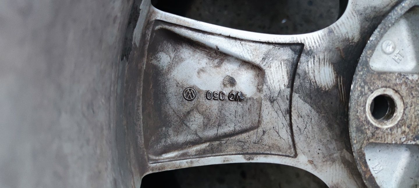 Диски на Volkswagen Touareg , Volkswagen T5 Multivan BMW
