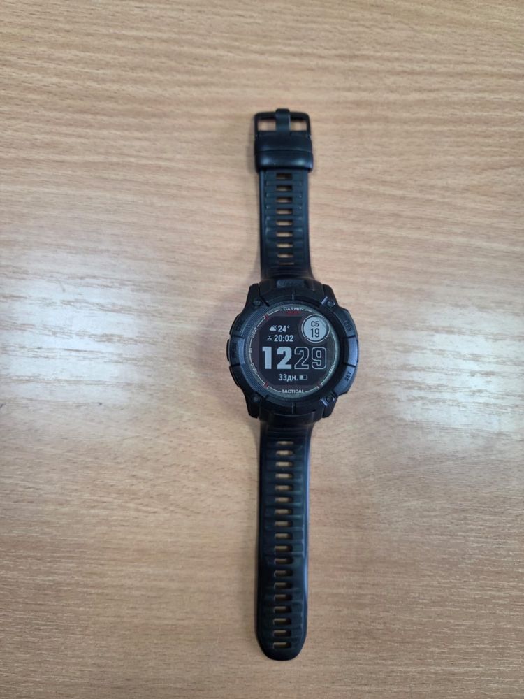 Продам смарт часы Garmin