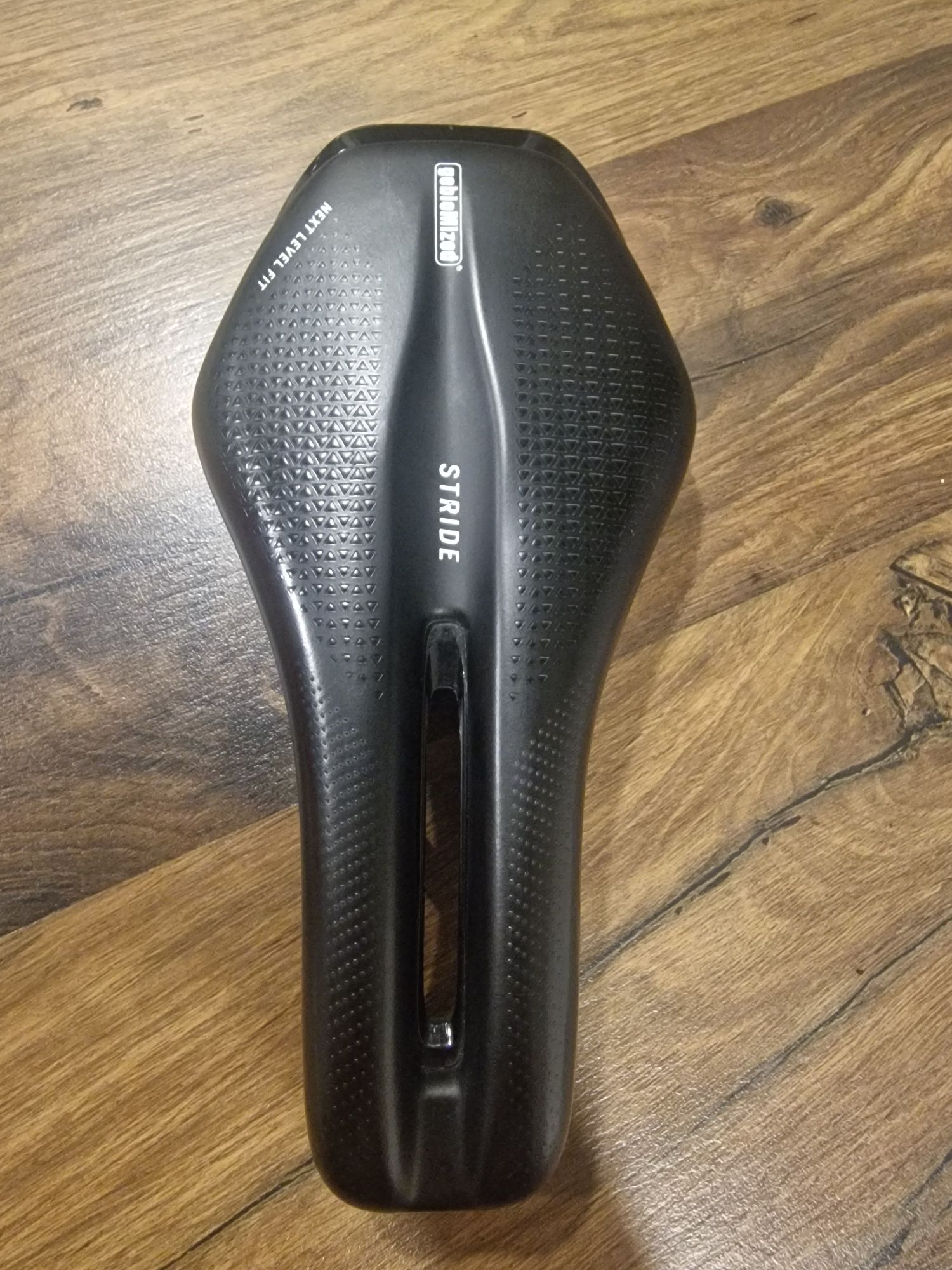 Седло для велосипеда GEBIOMIZED STRIDE S