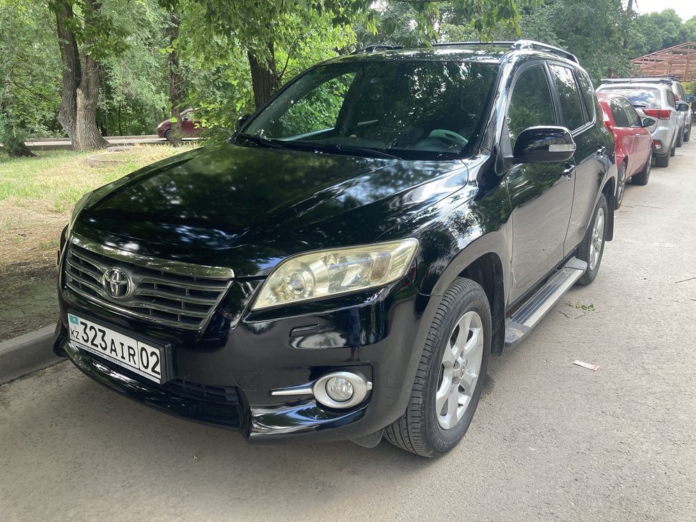 Автомобиль тоета