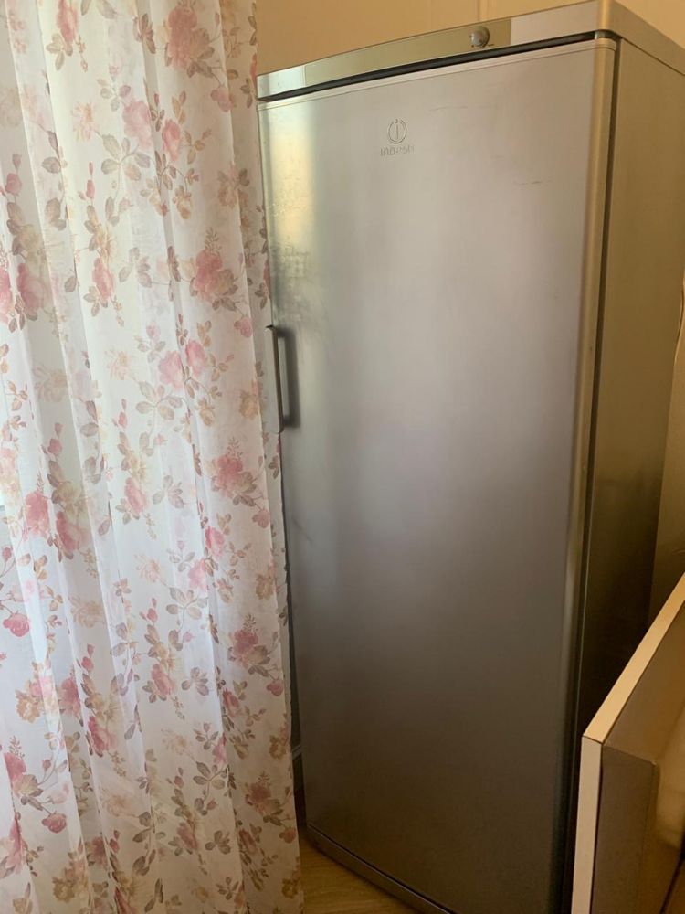 Морозильник Indesit 7 камерный