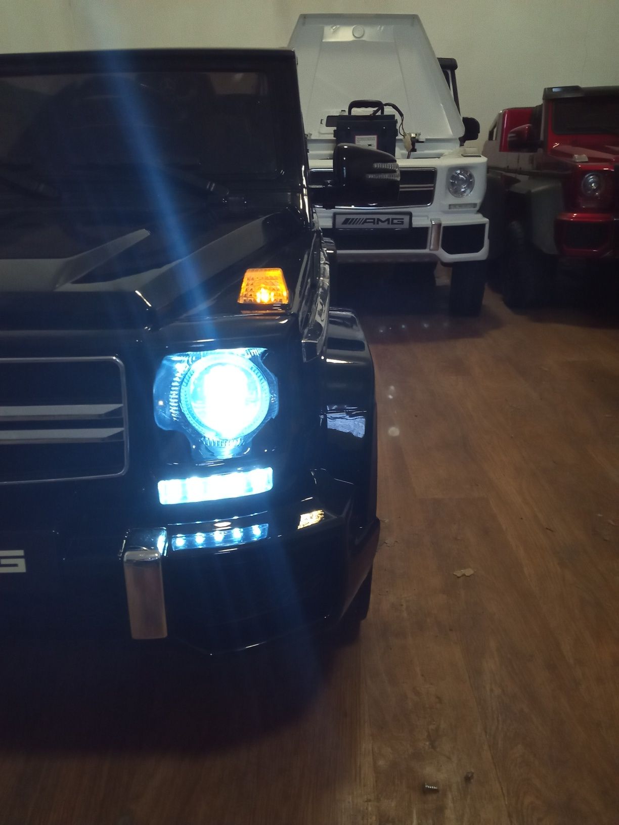 Baggi LEXUS 570 Электромобили