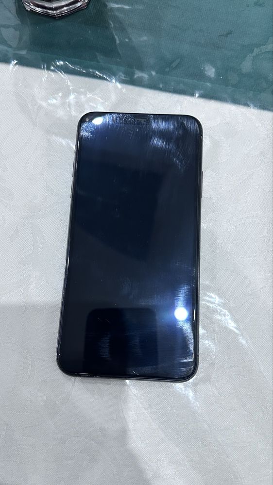Продам Айфон 11 про мах