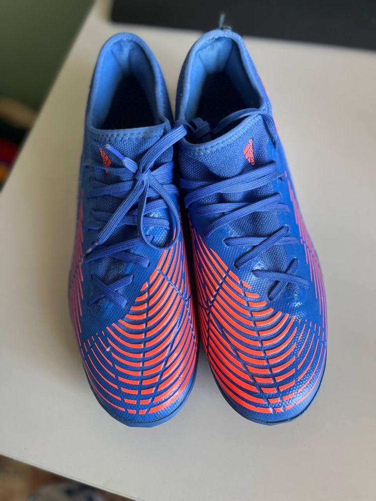 Adidas. Predator Edge