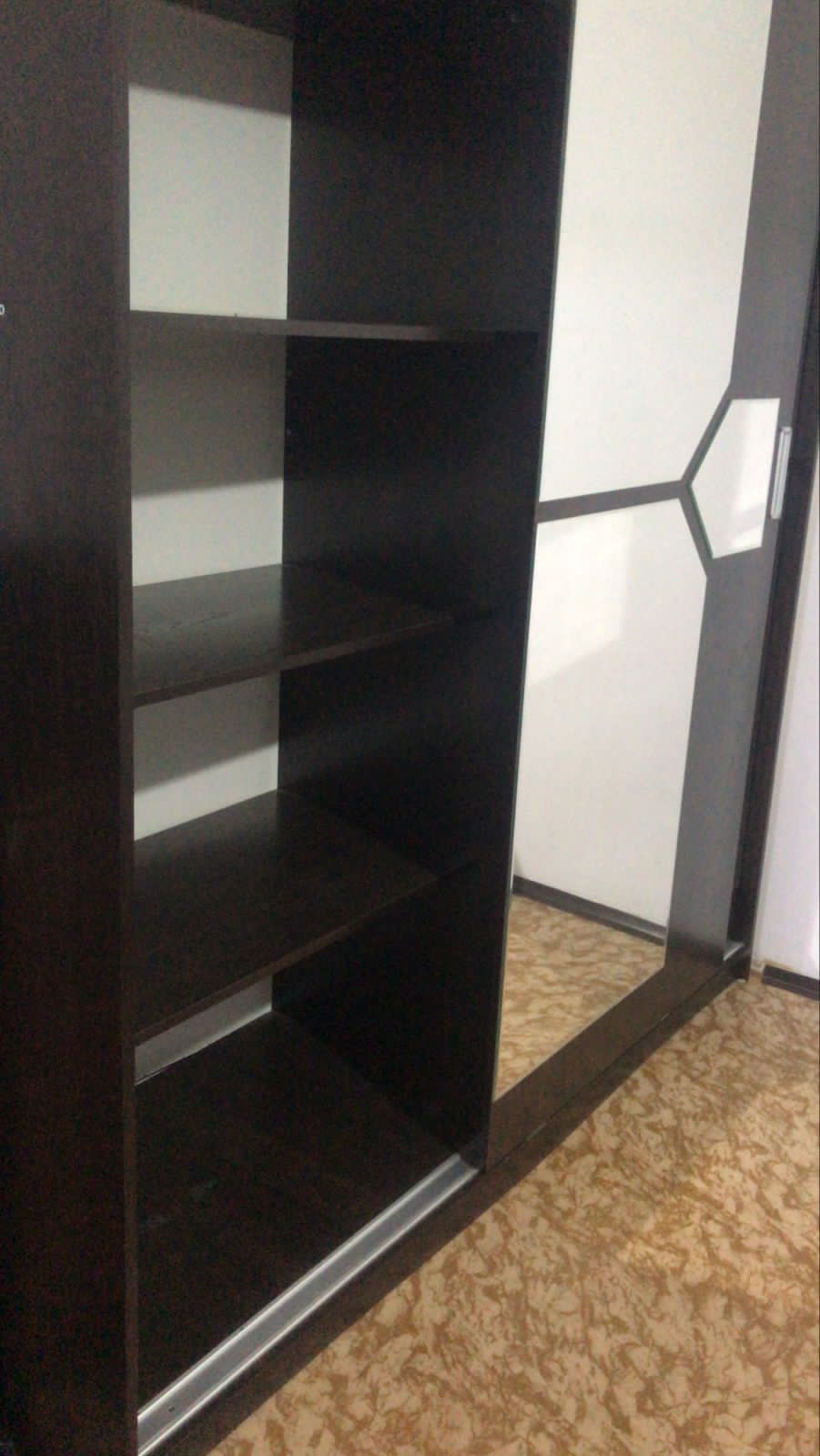 Продам шифонер отличном состоянии