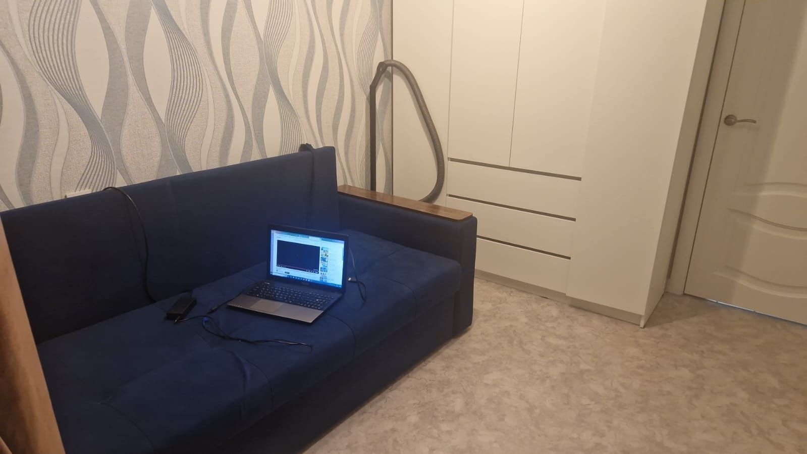 Срочно продам 3х комнатную квартиру в центре