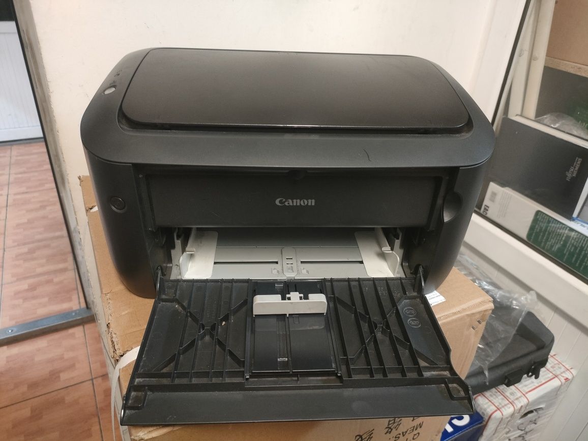 Продам лазерный принтер Canon LBP6030b