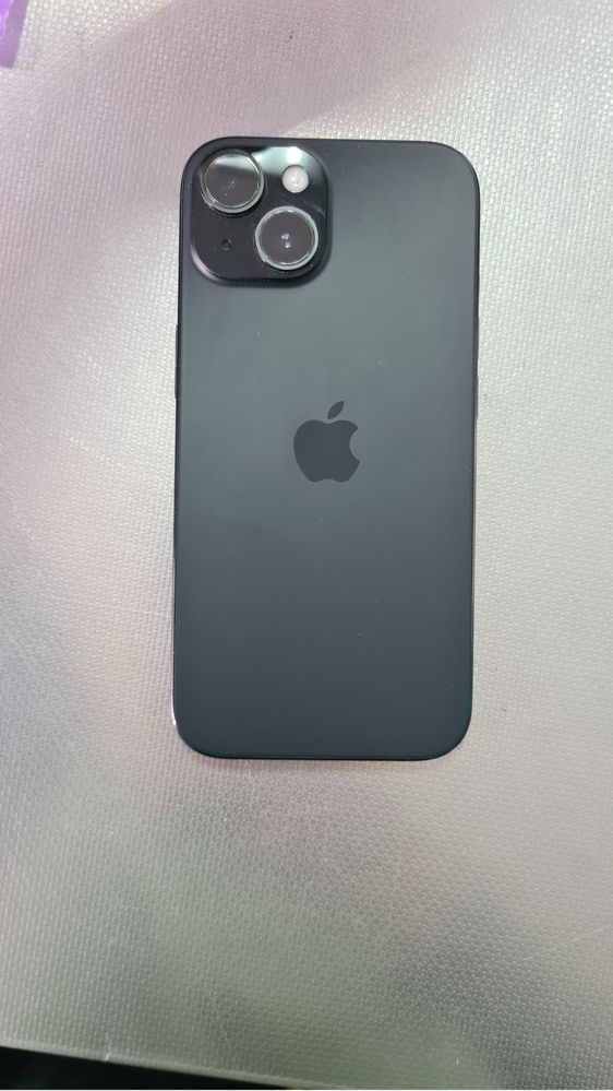 Iphone 15 128gb в хорошем состоянии