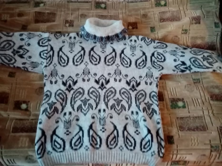 продам женский свитер, очень теплый, ангора, стиль оверсайз, разм.50