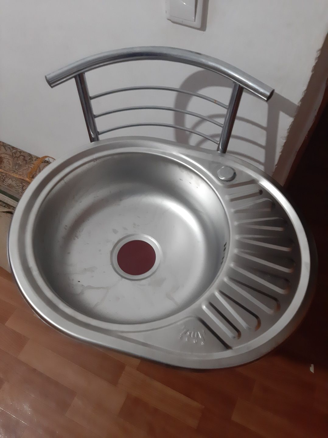 Продам нержавеющею мойку
