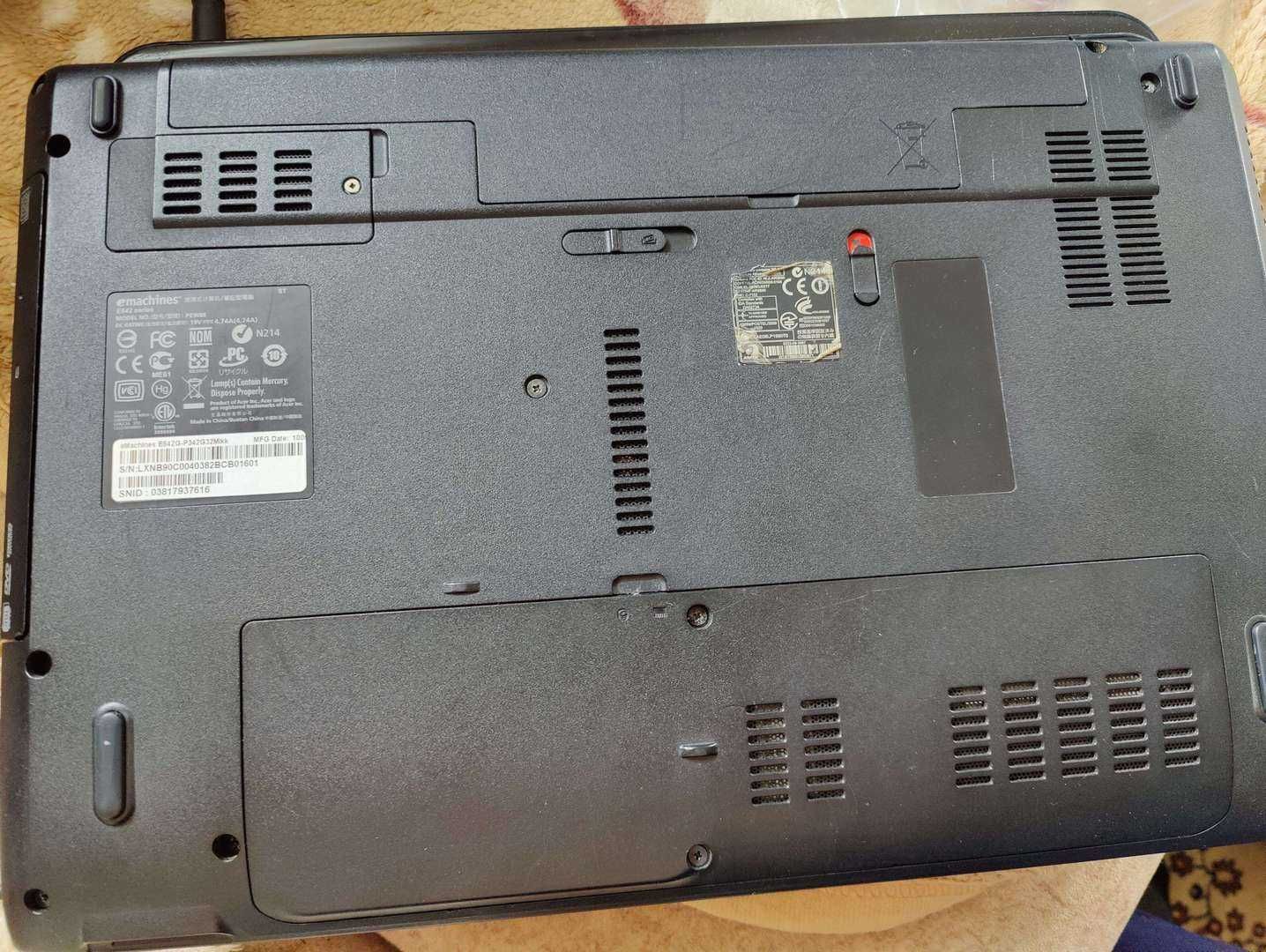 Продам ноутбук Acer (Emachines) диагональ 15.6", процессор I3 M370