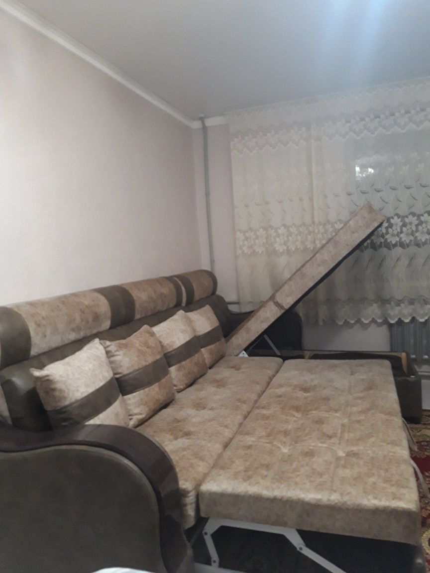 Продам универсальный диван Армада Честер