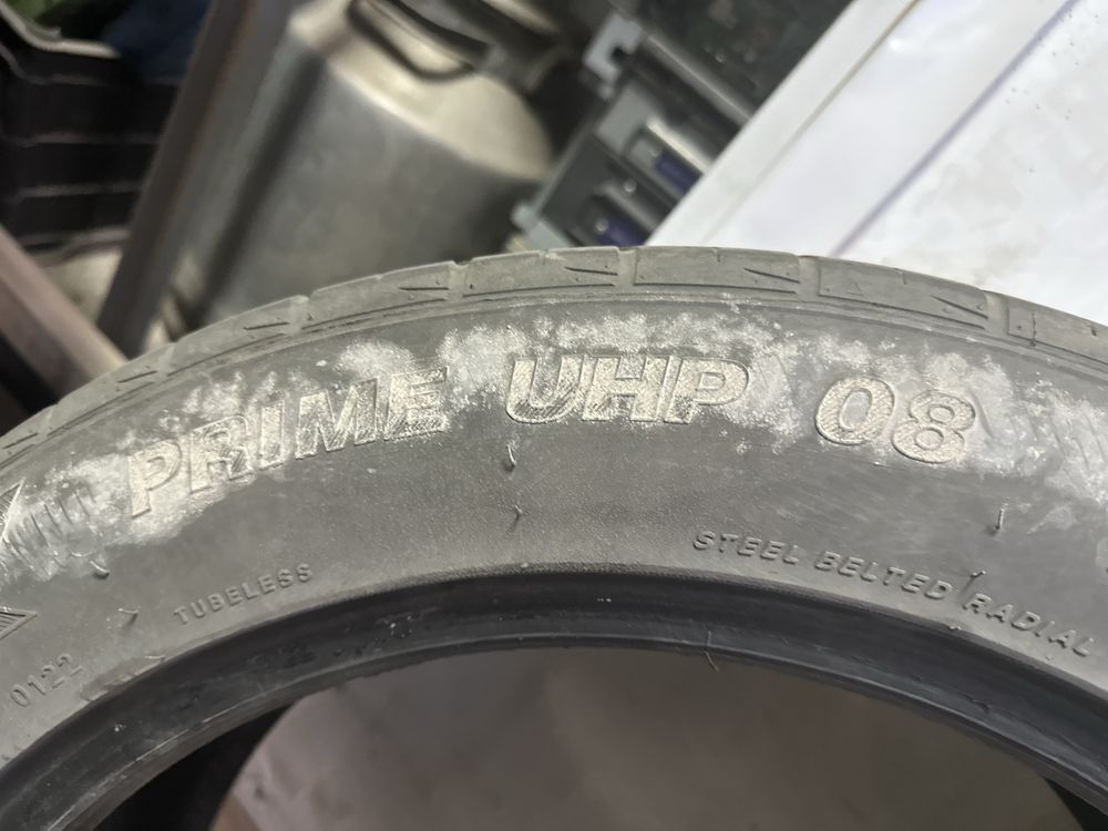 Продам б/у резину 225/55/18R