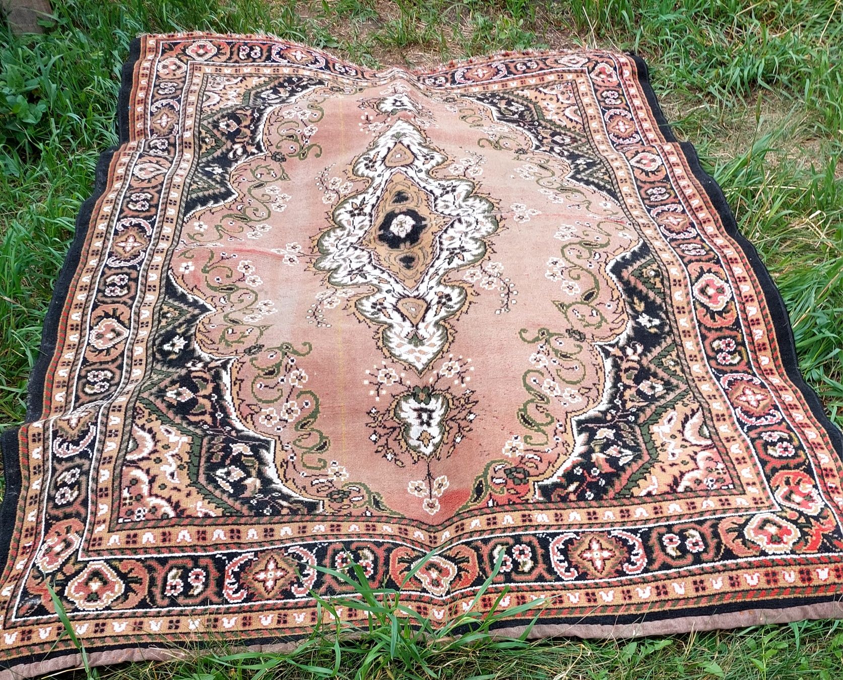Продам паласы в количестве  2 шт.