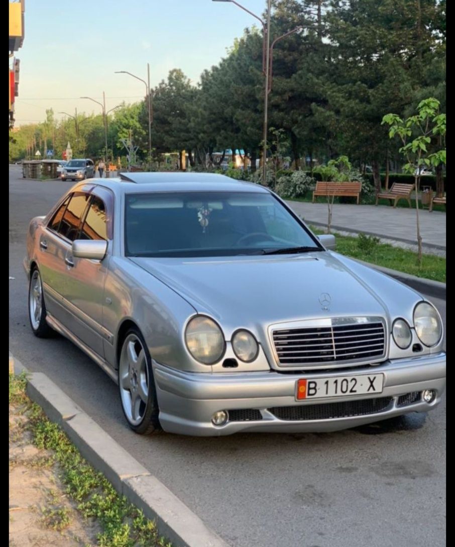 Пороги Бампер передний Мерседес w210 AMG "Аналог"