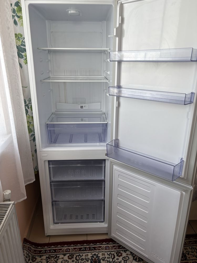 Холодильник б/у Beko за 50тыс тг