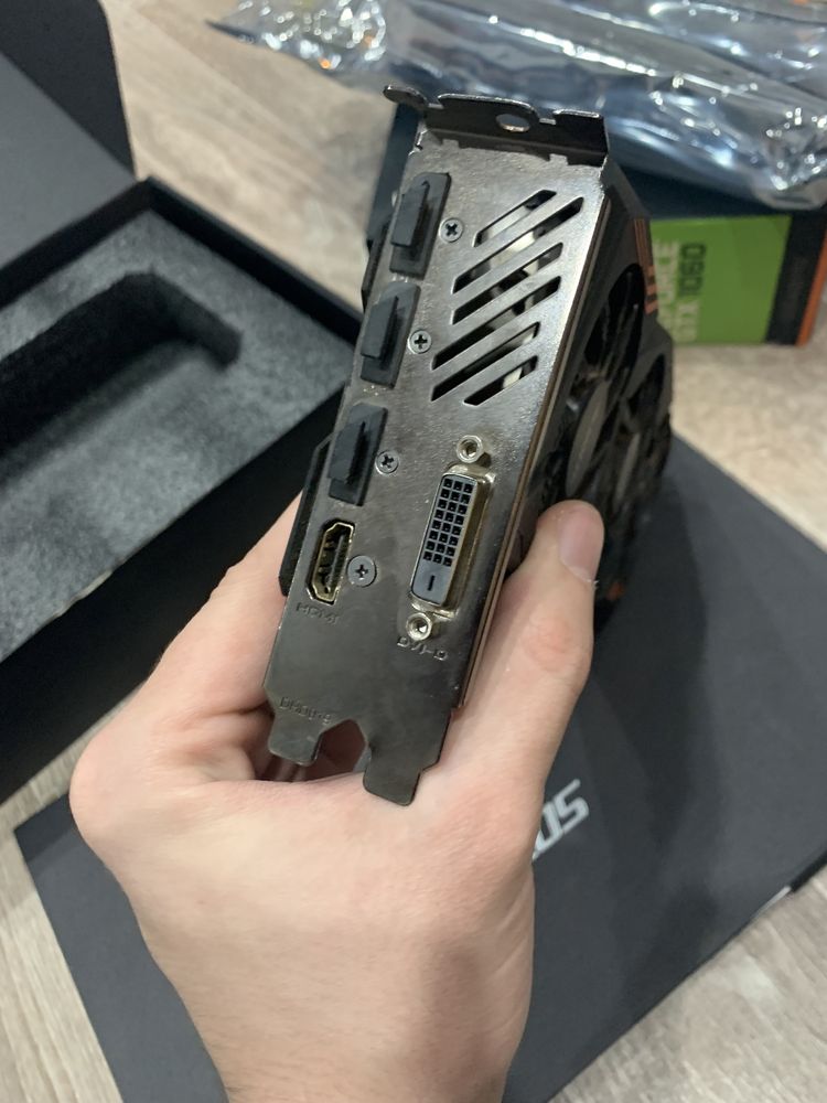 Мощная игровая видеокарта GeForce GTX1060 6 Gb GDDR5