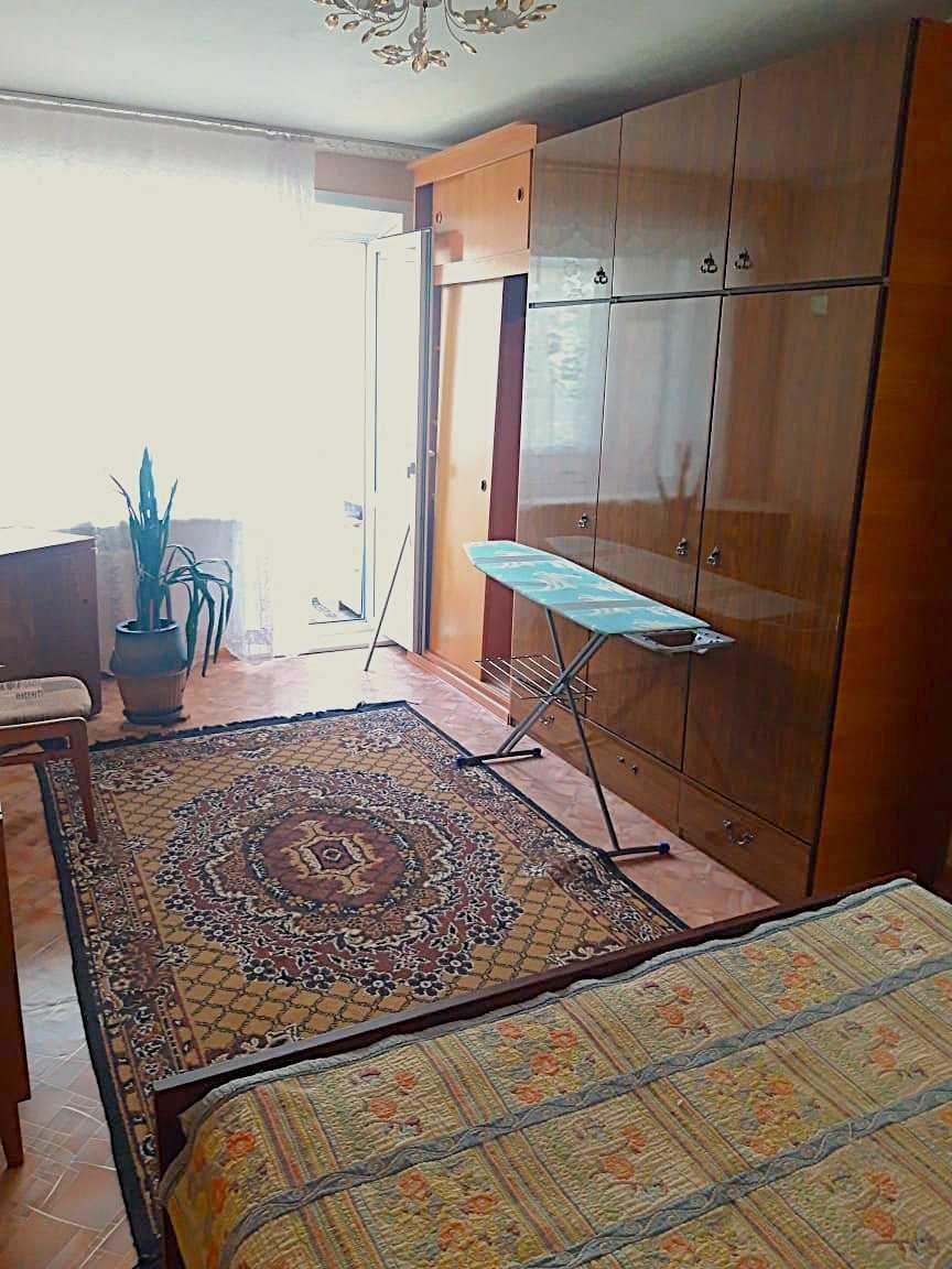 3-комн.кв. ул. Потанина, р-н магазина Московский, 61 кв.м. ПРОДАМ