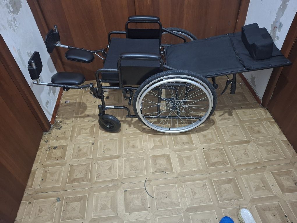 Инвалидная коляска