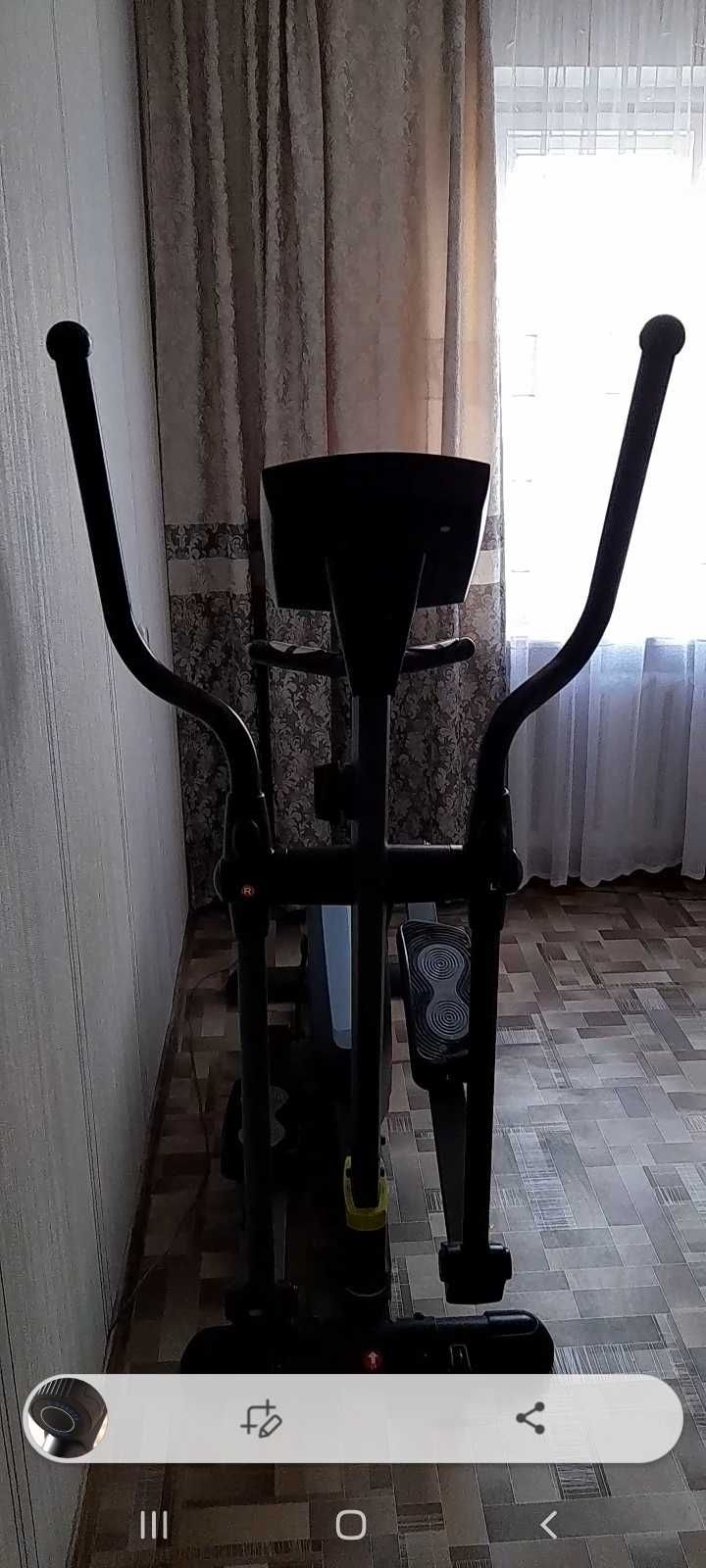 Продам элептический тренажёр