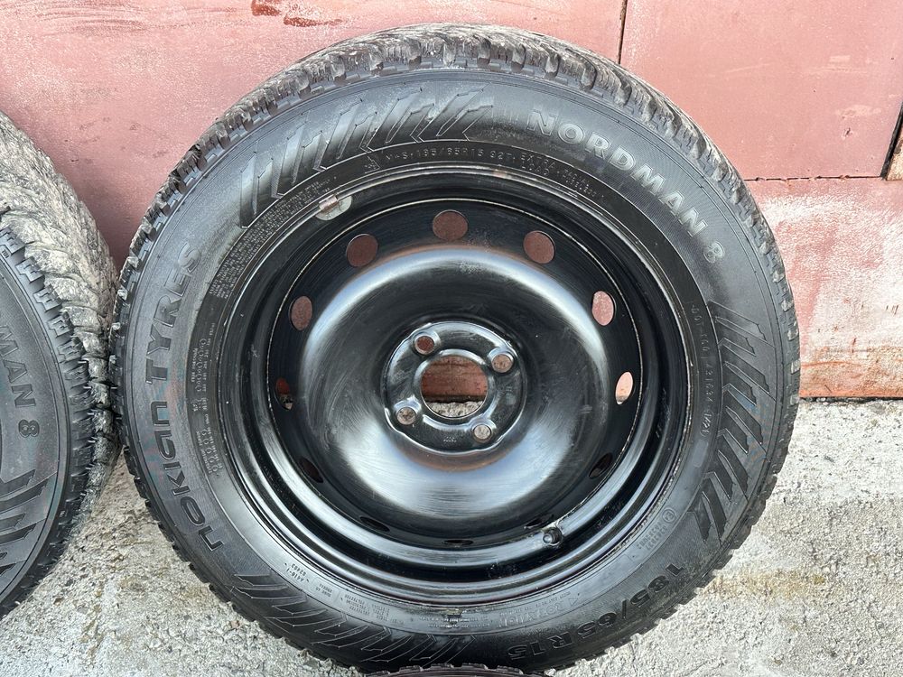 Колёса R15 разболтовка 4*100 с зимней резиной 185/65 15 Nokian