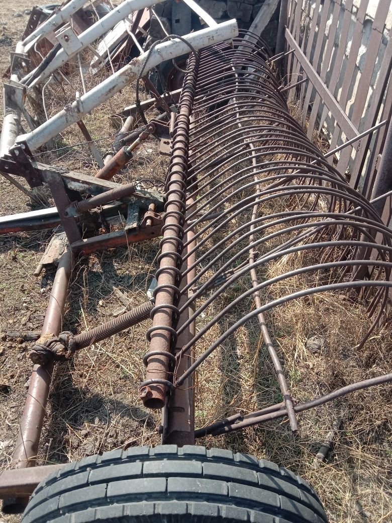 Продам грабли поперечные