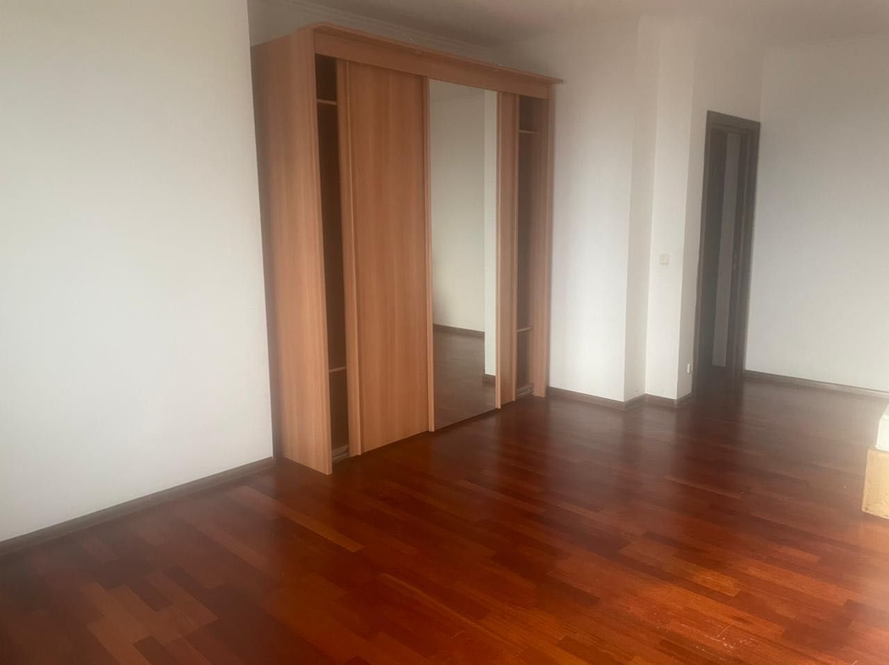 Продам 3-х комнатную квартиру в ЖК Мерей-Интерконти, район Байконыр.
