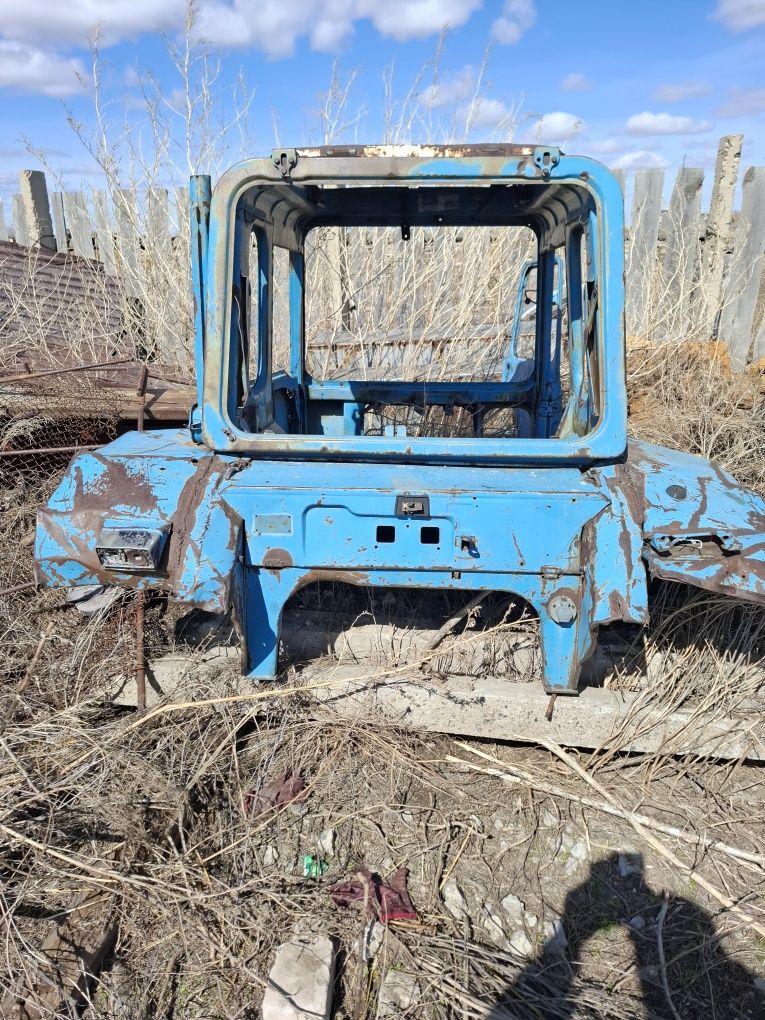 Продам кабину мтз