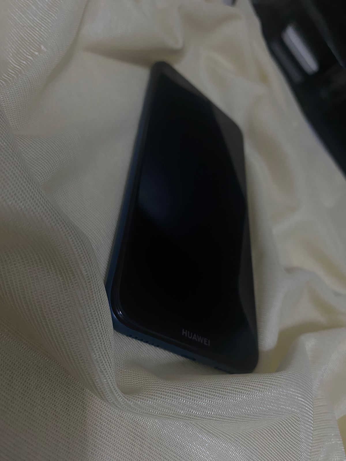 Huawei Y6 на 32гб