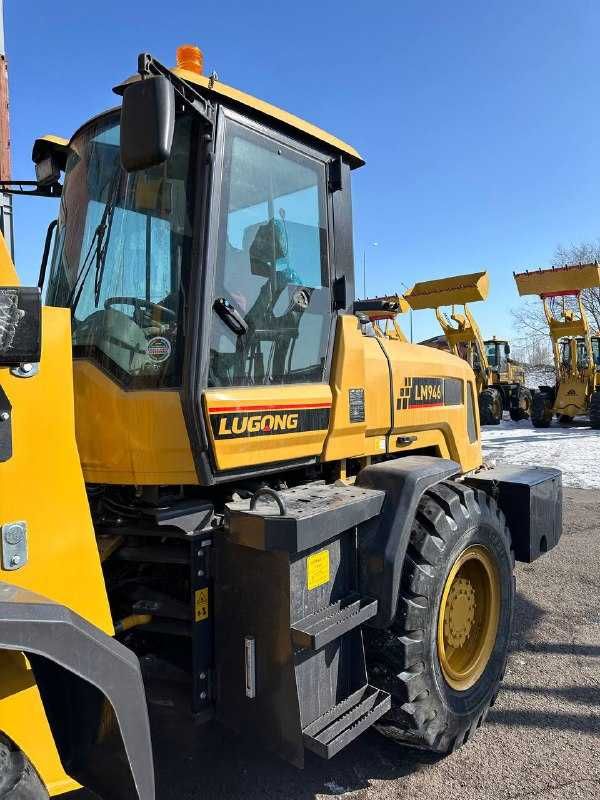 2х Кубовый погрузчик LUGONG LM946