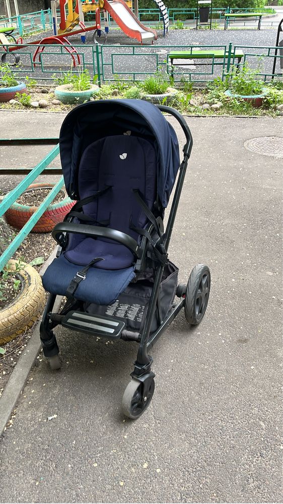 Коляска Joie Chrome 2в1