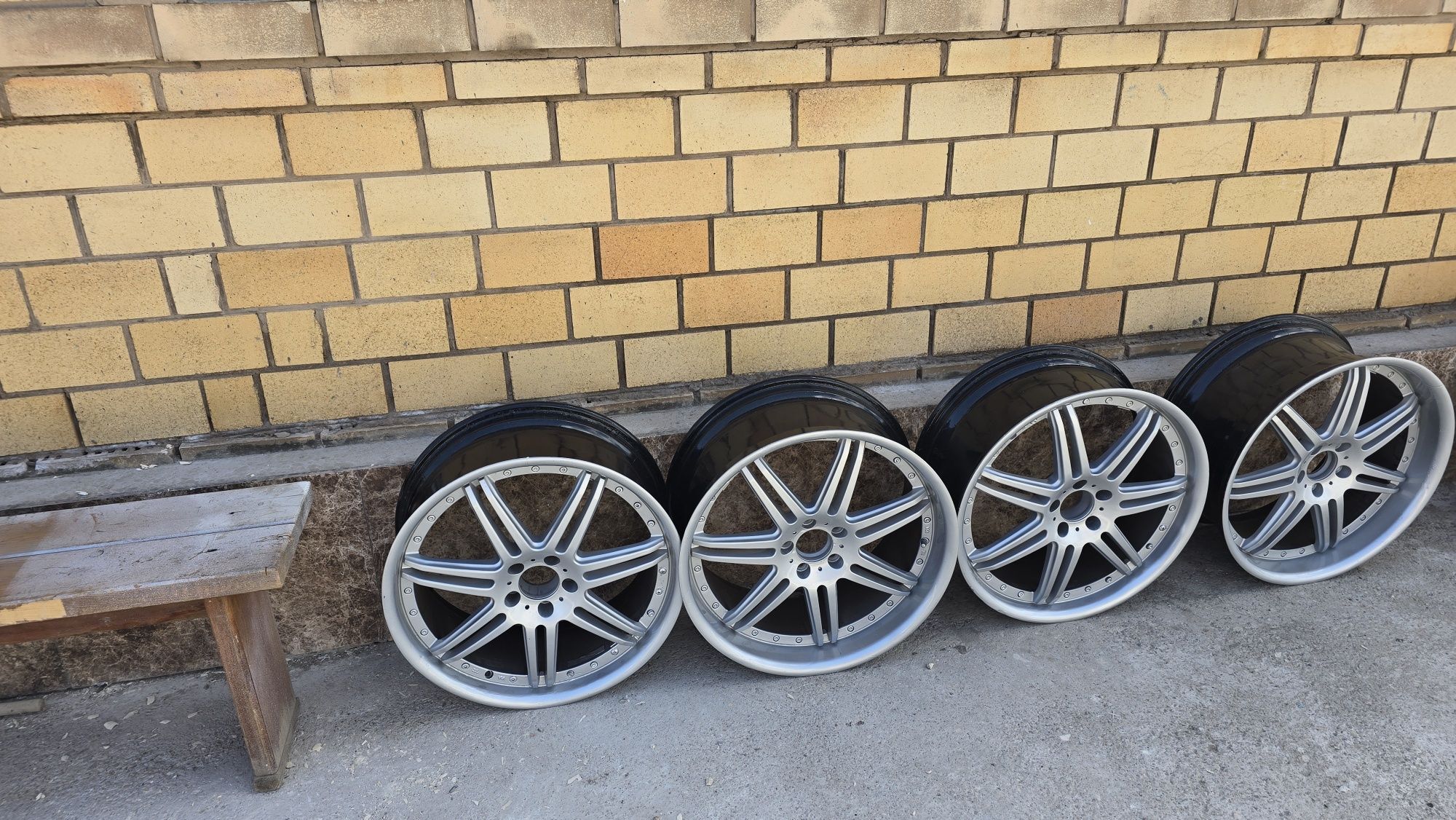 Продам Диски 19 4шт.