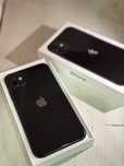 iPhone 11 / 64GB