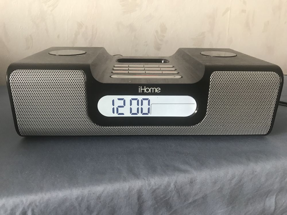 Колонка iHome ih8