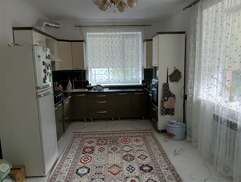 Сдам двухэтажный коттедж посуточно